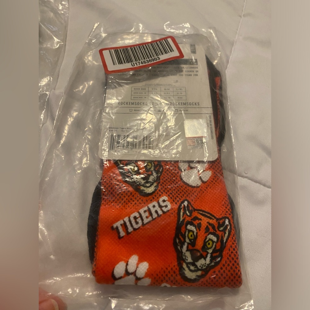 Rockemsocks Clemson Tigers unisex socks, size L/XL. NWT